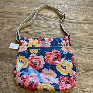 NWT Cath Kidston Floral Peony Shoulder Crossbody Bag with Outside/Inside Pockets